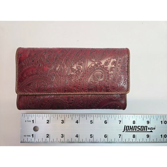 VTG Relic Brand Leather Tri Fold Checkbook Wallet Red Paisley Design- Y2K - Picture 3 of 7